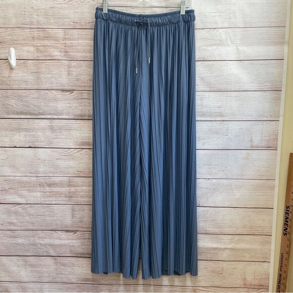 ZENANA WIDE‎ LEG KNIFE PLEAT PANTS - Picture 1 of 5